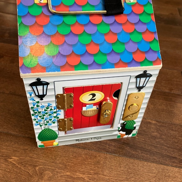 Melissa and Doug key House - Picture 4 of 7